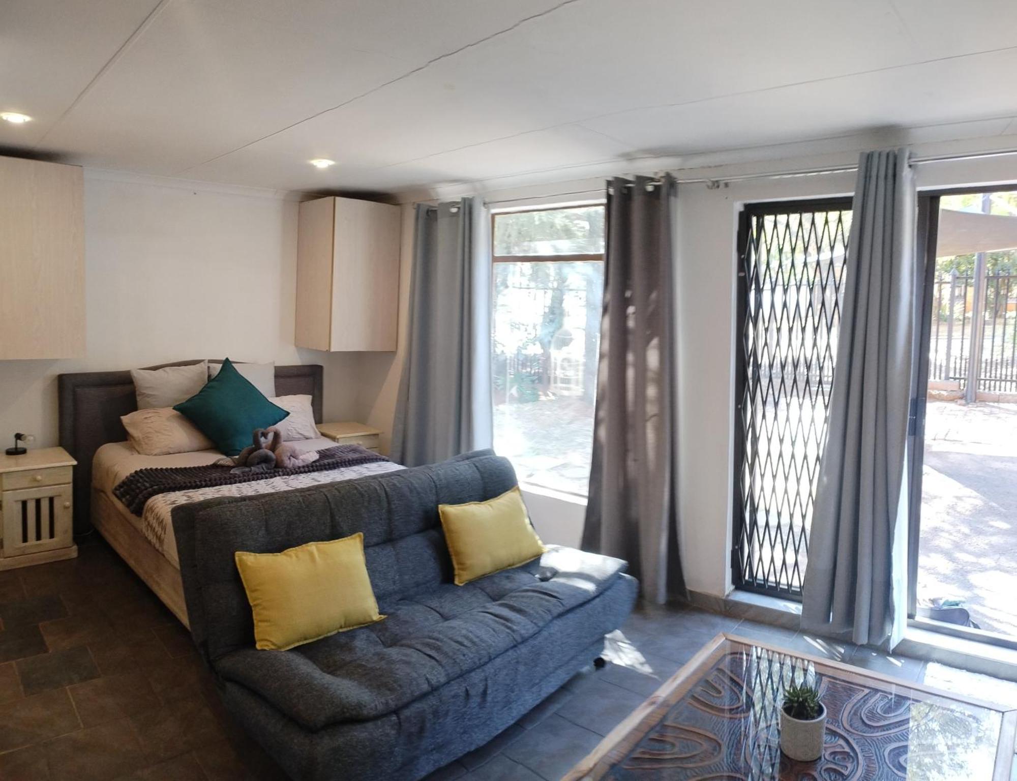 Atterbury Self Catering Studios Pretoria Exterior foto